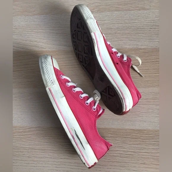 Converse Classic Sneakers - Picture 4 of 4